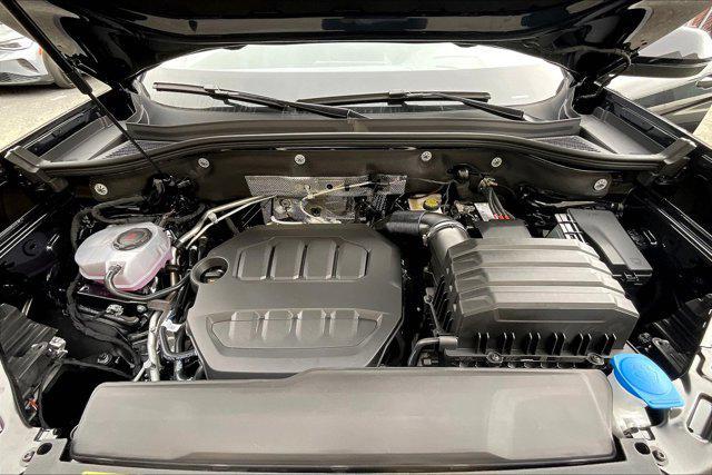 new 2025 Volkswagen Atlas Cross Sport car, priced at $52,006