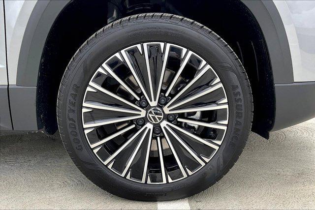 new 2025 Volkswagen Taos car, priced at $32,750