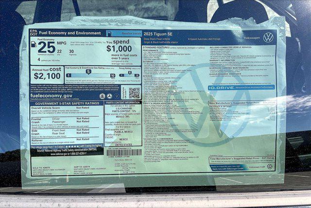 new 2025 Volkswagen Tiguan car, priced at $37,752