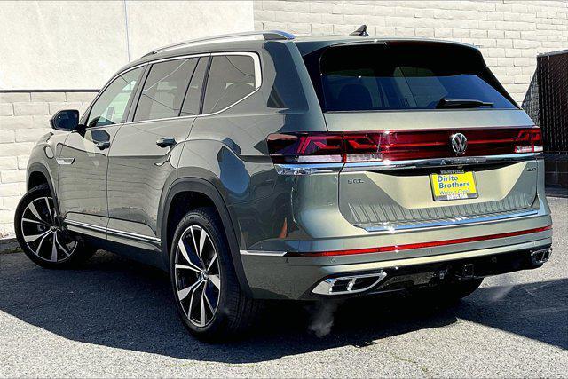 new 2025 Volkswagen Atlas car, priced at $56,244