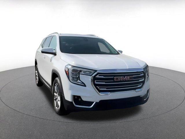 used 2024 GMC Terrain car, priced at $22,401