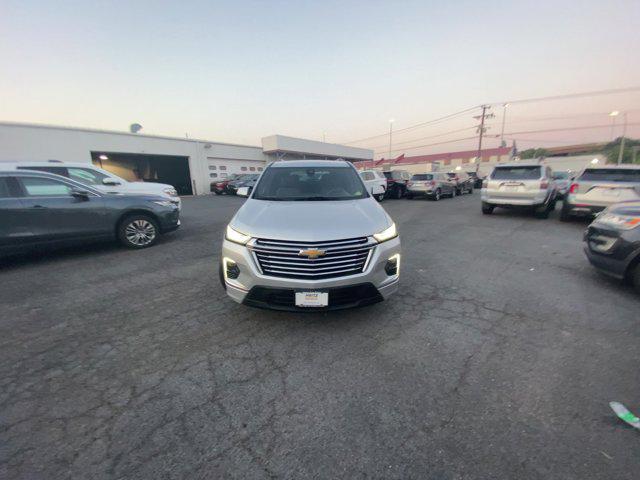 used 2022 Chevrolet Traverse car, priced at $31,515