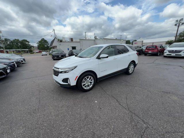 used 2023 Chevrolet Equinox car, priced at $19,563