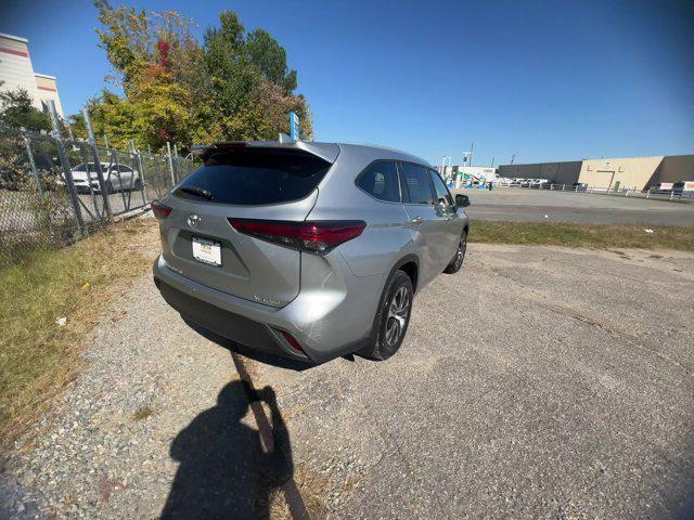 used 2023 Toyota Highlander car, priced at $38,335