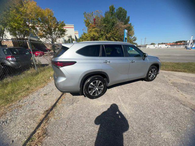 used 2023 Toyota Highlander car, priced at $38,335