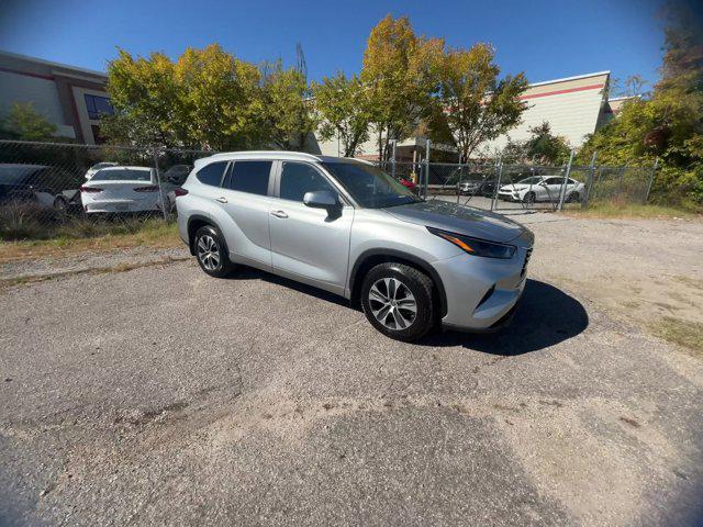 used 2023 Toyota Highlander car, priced at $38,335