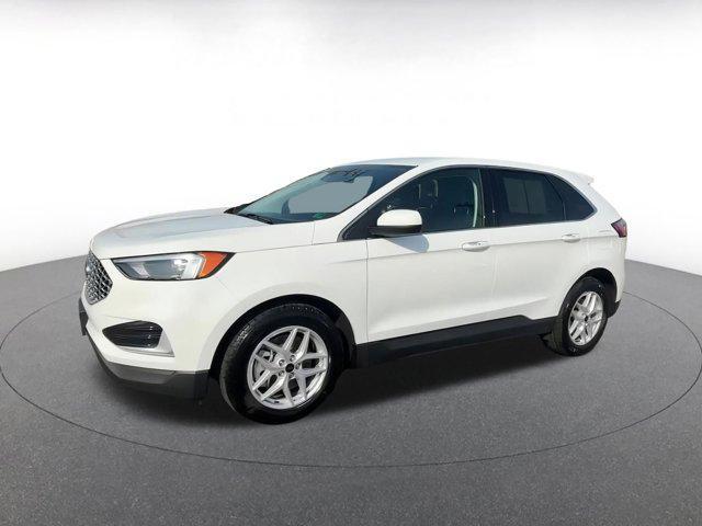 used 2024 Ford Edge car, priced at $24,835