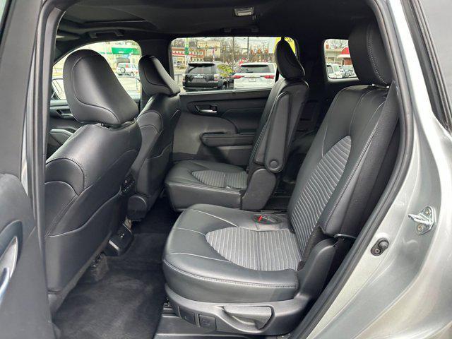 used 2024 Toyota Highlander car, priced at $42,610