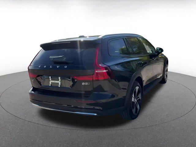used 2025 Volvo V60 Cross Country car, priced at $41,653