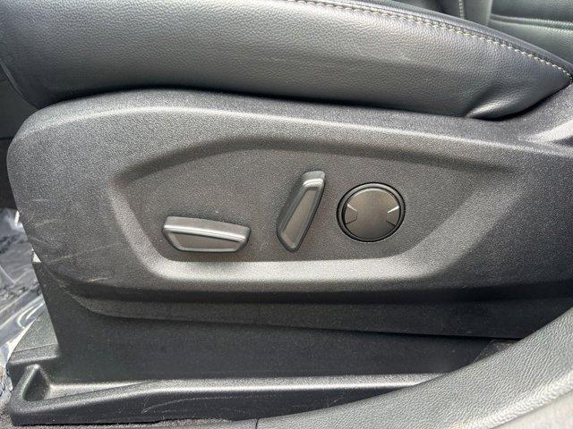 used 2024 Ford Edge car, priced at $22,161