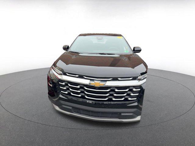 used 2025 Chevrolet Equinox car, priced at $27,758