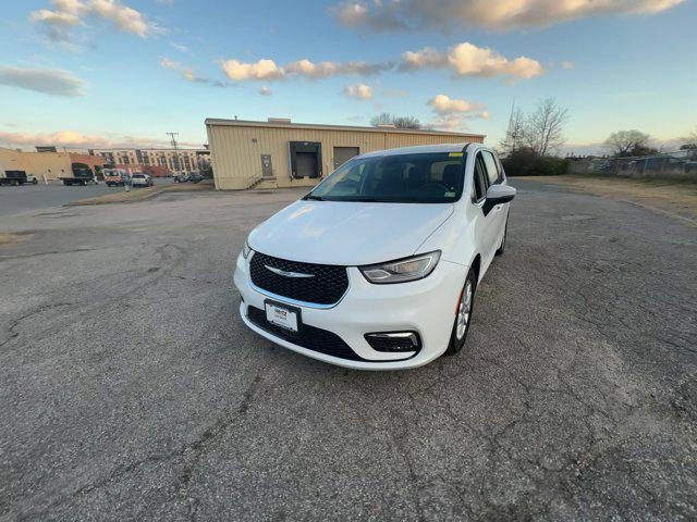 used 2023 Chrysler Pacifica car, priced at $22,591