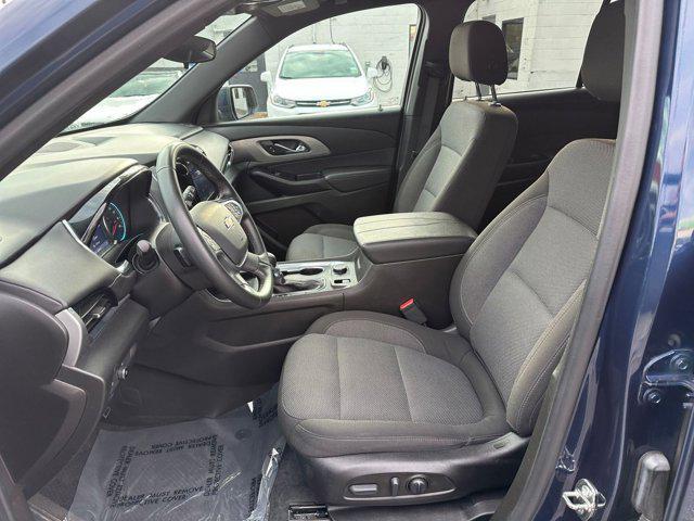 used 2023 Chevrolet Traverse car, priced at $23,968