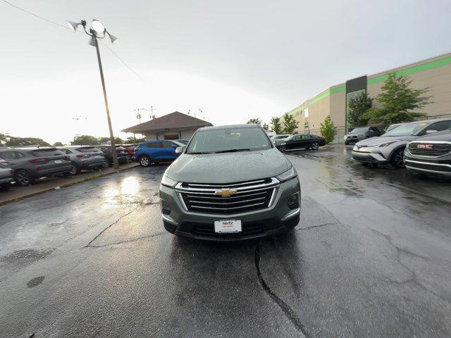 used 2023 Chevrolet Traverse car, priced at $27,029