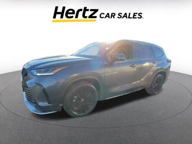 used 2024 Toyota Highlander car, priced at $43,133