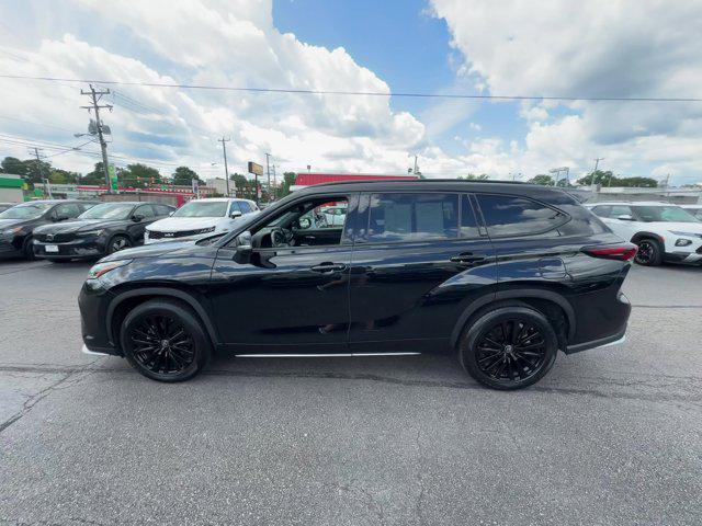 used 2024 Toyota Highlander car, priced at $43,479