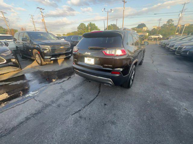 used 2019 Jeep Cherokee car, priced at $18,101