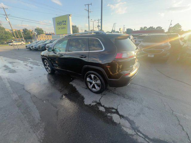 used 2019 Jeep Cherokee car, priced at $18,101