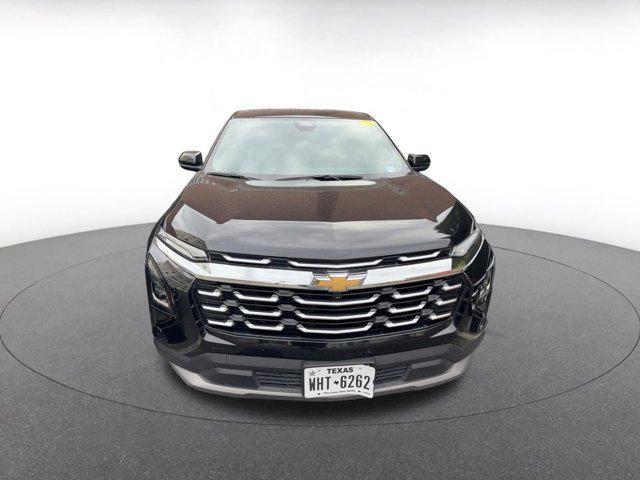 used 2025 Chevrolet Equinox car, priced at $27,827