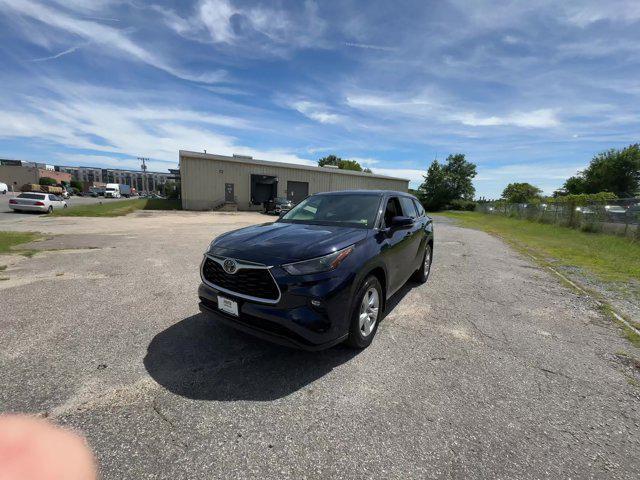 used 2023 Toyota Highlander car, priced at $34,592