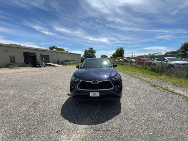 used 2023 Toyota Highlander car, priced at $34,592