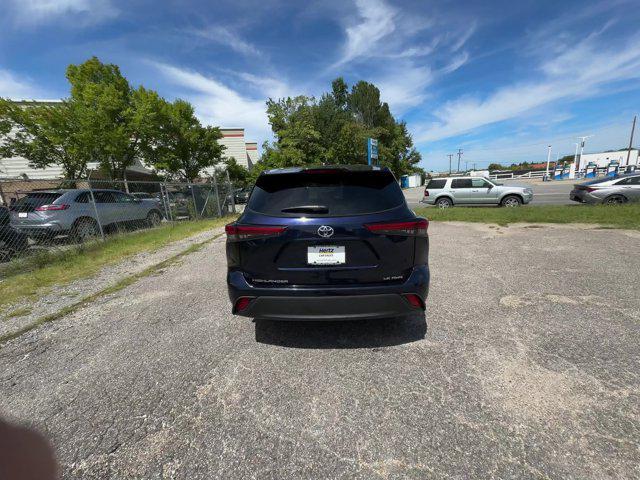 used 2023 Toyota Highlander car, priced at $34,592