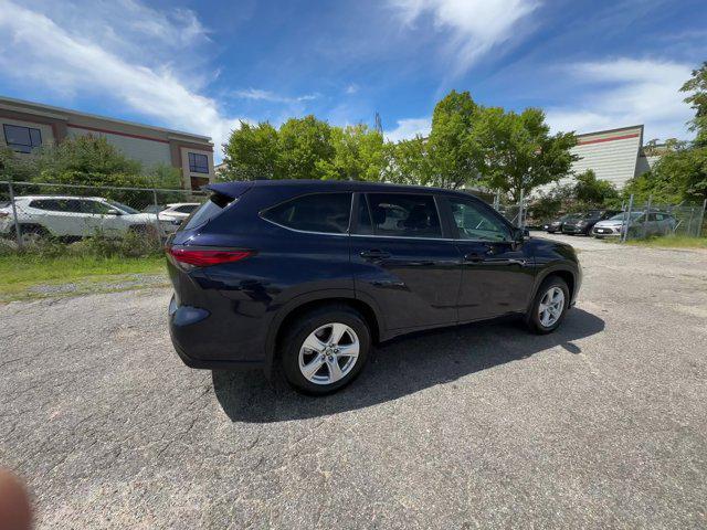 used 2023 Toyota Highlander car, priced at $34,592