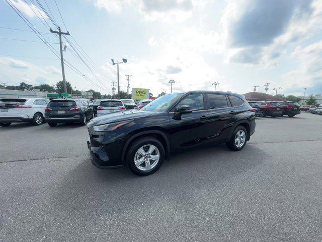 used 2023 Toyota Highlander car, priced at $35,043