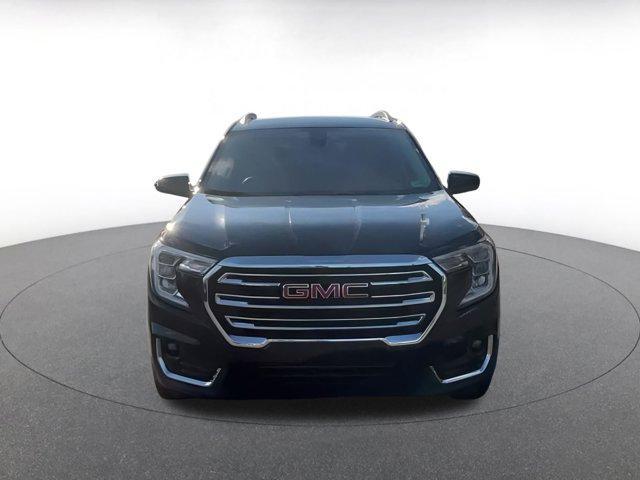 used 2024 GMC Terrain car, priced at $22,172