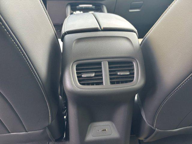 used 2024 Buick Envision car, priced at $33,140