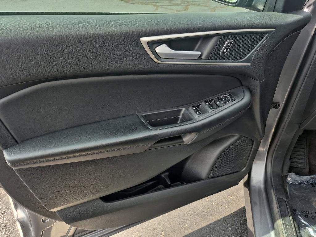 used 2024 Ford Edge car, priced at $20,995