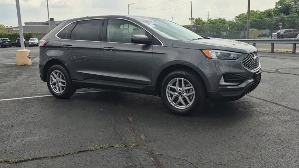 used 2024 Ford Edge car, priced at $20,995