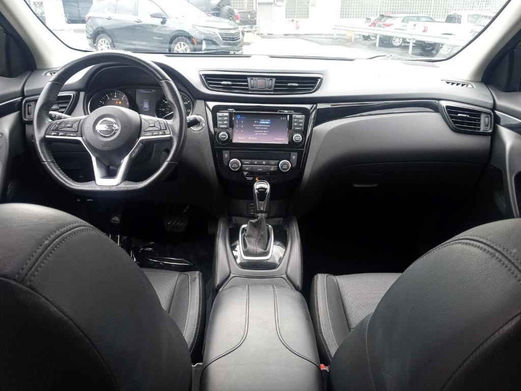 used 2017 Nissan Rogue Sport car, priced at $18,999