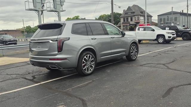 used 2024 Cadillac XT6 car, priced at $51,499