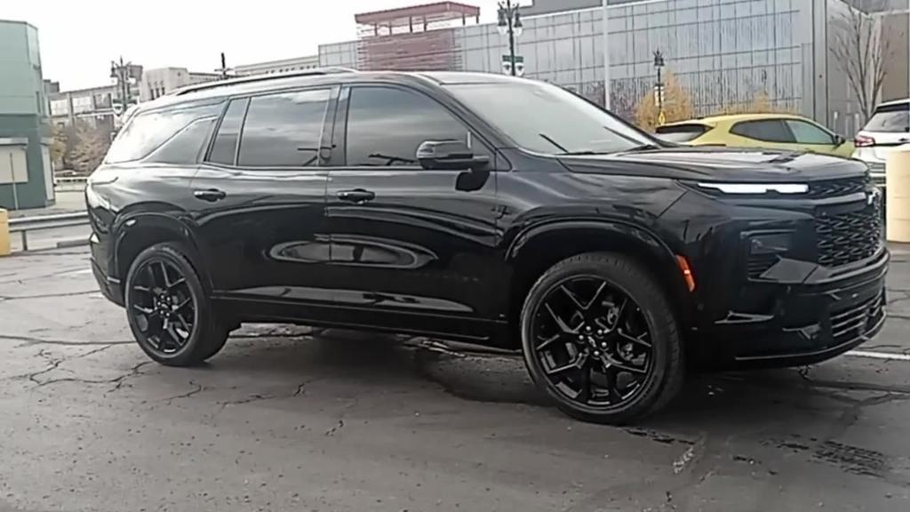 used 2024 Chevrolet Traverse car, priced at $51,995