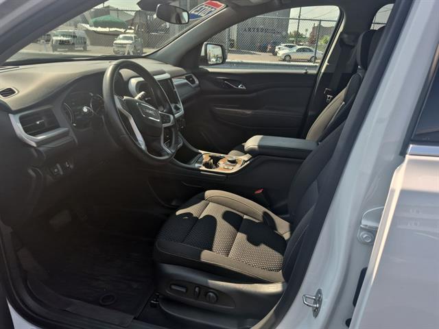 used 2023 GMC Acadia car, priced at $30,999