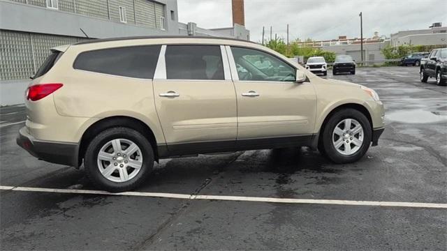 used 2011 Chevrolet Traverse car, priced at $5,995