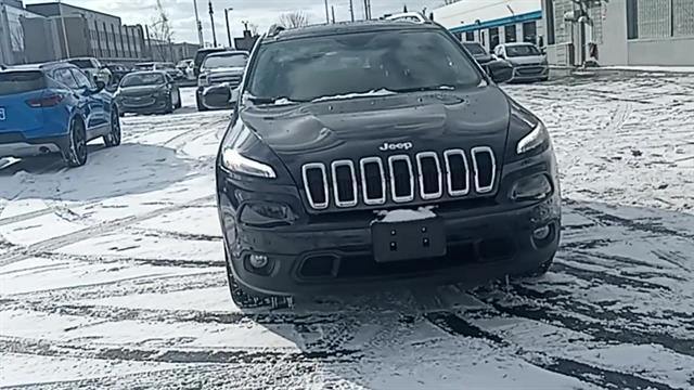 used 2015 Jeep Cherokee car, priced at $16,500