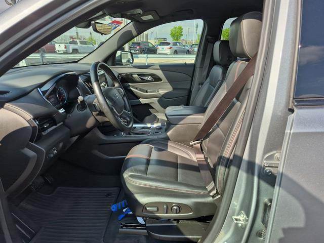 used 2023 Chevrolet Traverse car, priced at $34,189