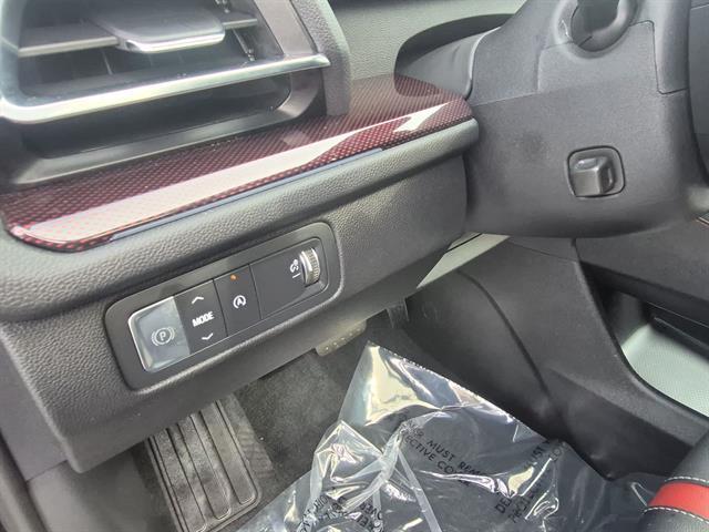 used 2024 Chevrolet Traverse car