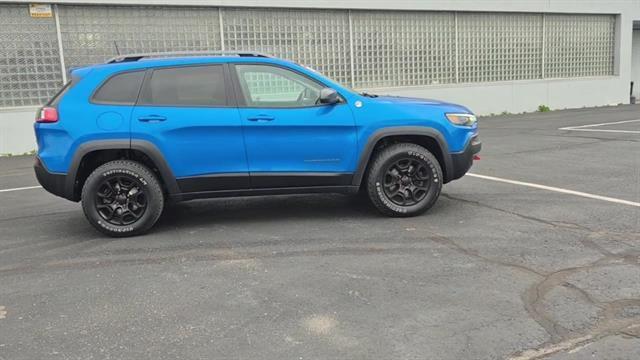 used 2019 Jeep Cherokee car, priced at $22,998