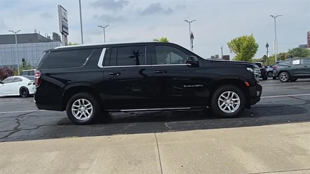 used 2022 Chevrolet Suburban car, priced at $39,995