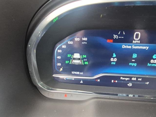 used 2022 Chevrolet Suburban car, priced at $39,995