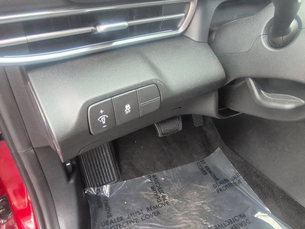 used 2025 Hyundai Elantra car
