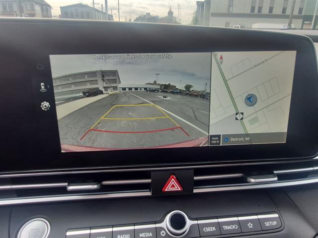 used 2025 Hyundai Elantra car