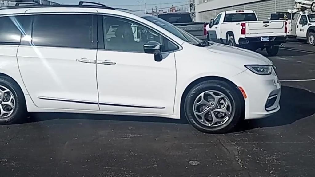 used 2023 Chrysler Pacifica car, priced at $31,995