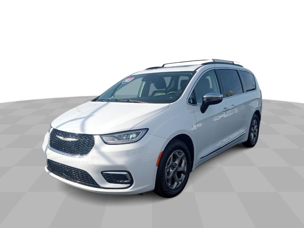 used 2023 Chrysler Pacifica car, priced at $31,995