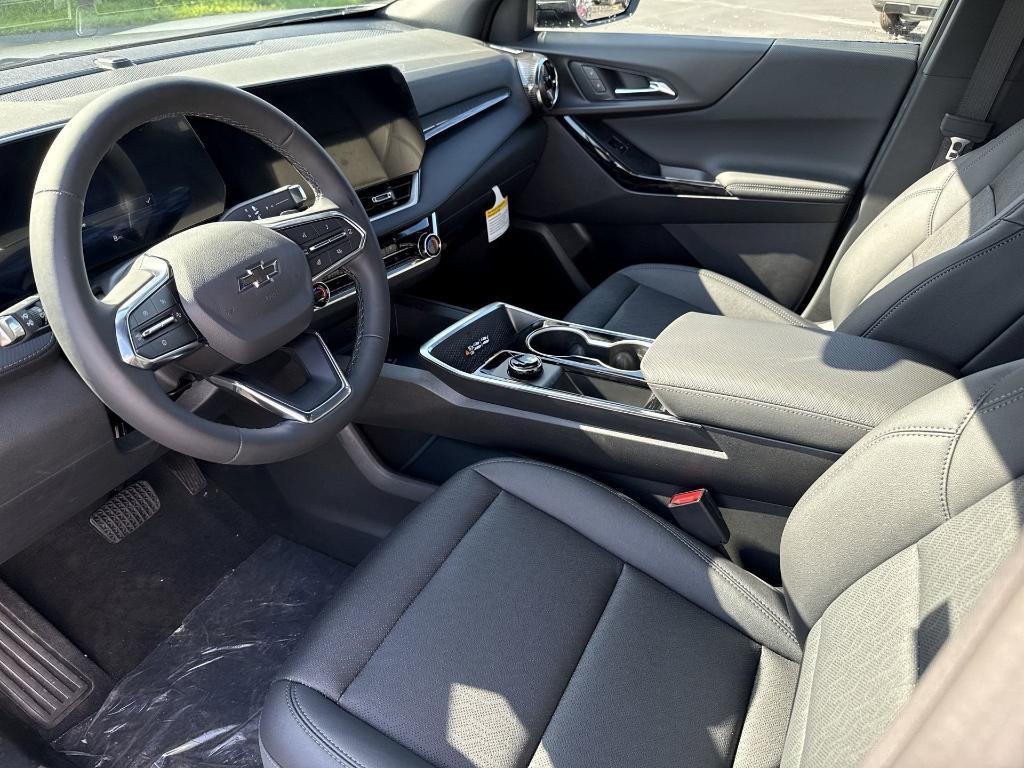 new 2026 Chevrolet Equinox car, priced at $31,025