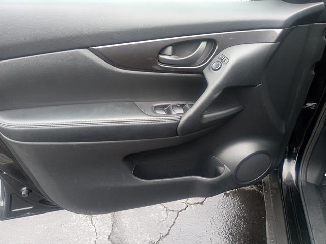 used 2020 Nissan Rogue car, priced at $18,022