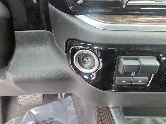 used 2022 Chevrolet Silverado 1500 car, priced at $42,995